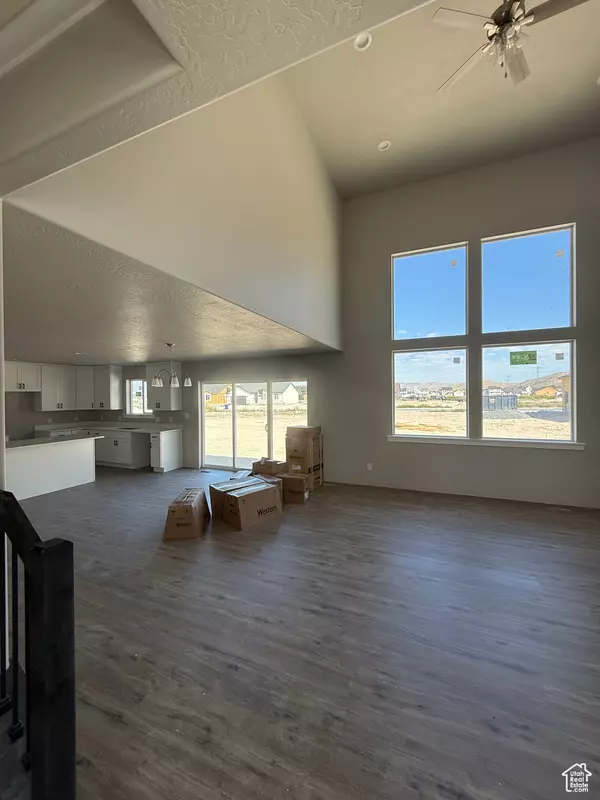 Eagle Mountain, UT 84005,2397 E MARIGOLD DR #519