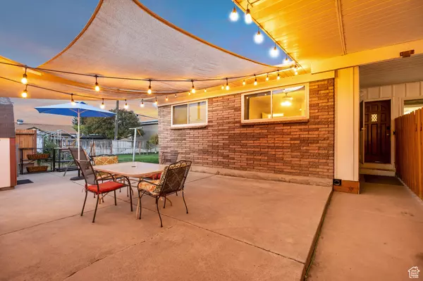 Taylorsville, UT 84129,1886 W CHAMPAGNE AVE