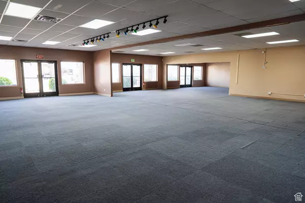 545 W STATE ST, Hurricane, UT 84737