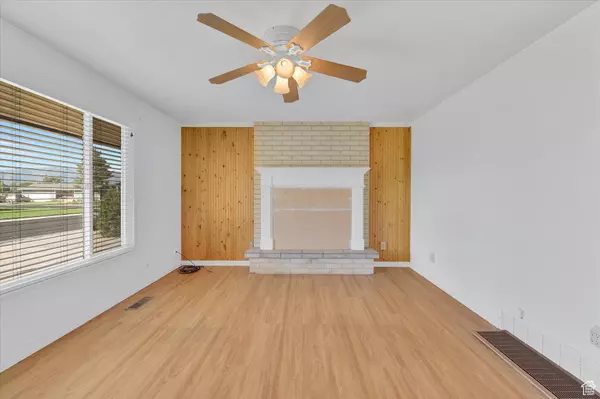 Logan, UT 84321,363 W 880 N