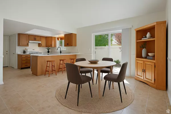 Murray, UT 84123,5354 OLD TRENTON WAY