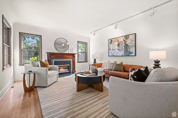 Salt Lake City, UT 84105,1476 E MICHIGAN