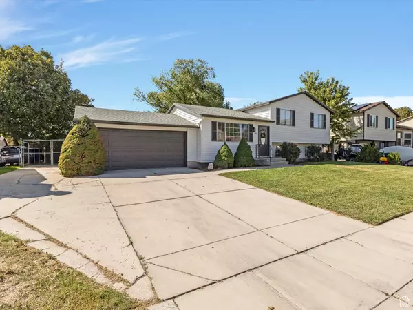 Taylorsville, UT 84129,6454 S FERNBROOK DR