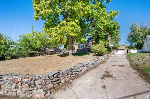 South Ogden, UT 84405,244 E 40 ST S