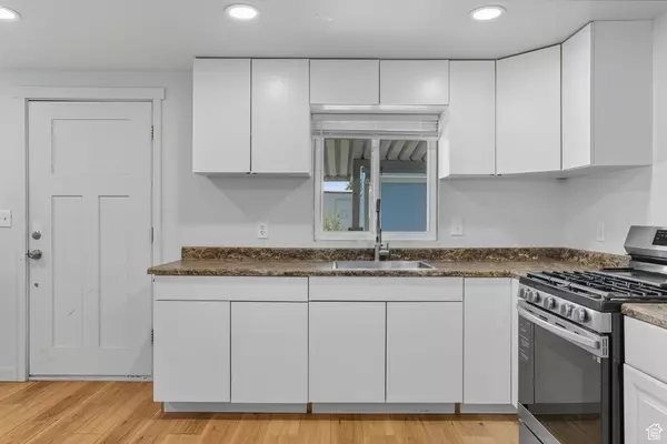 West Valley City, UT 84120,3264 WESTCREST RD #42