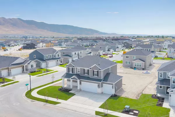 Eagle Mountain, UT 84005,1206 E HORSESHOE WAY #504