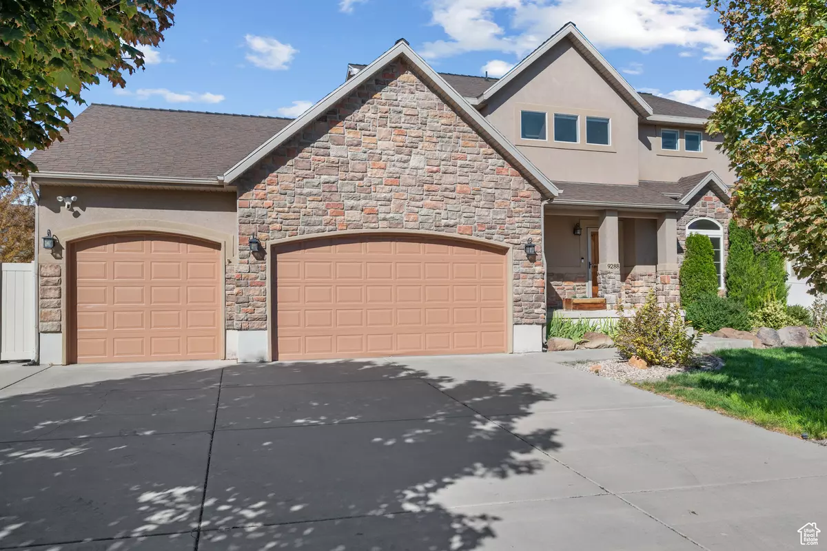 West Jordan, UT 84081,9288 WINTER BERRY DR W