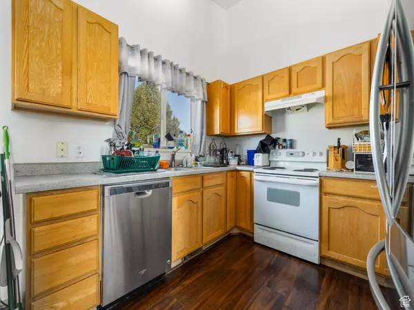 Payson, UT 84651,1398 S 400 W