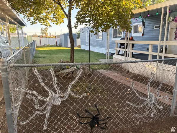 Layton, UT 84040,935 E 3000 N #3