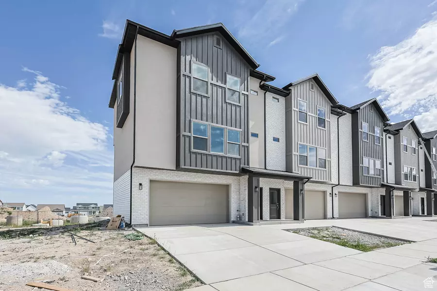 606 W CAROLES WAY #12, Tooele, UT 84074