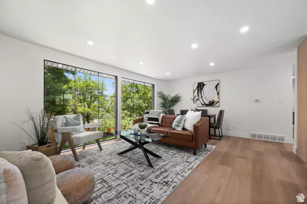 Millcreek, UT 84124,4236 S SUNSET VIEW DR