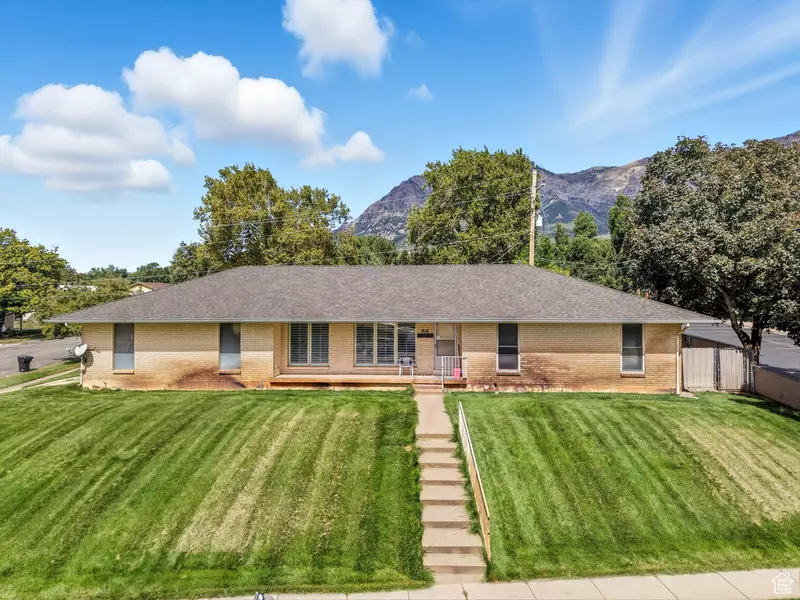 918 E 2850 N, North Ogden, UT 84414