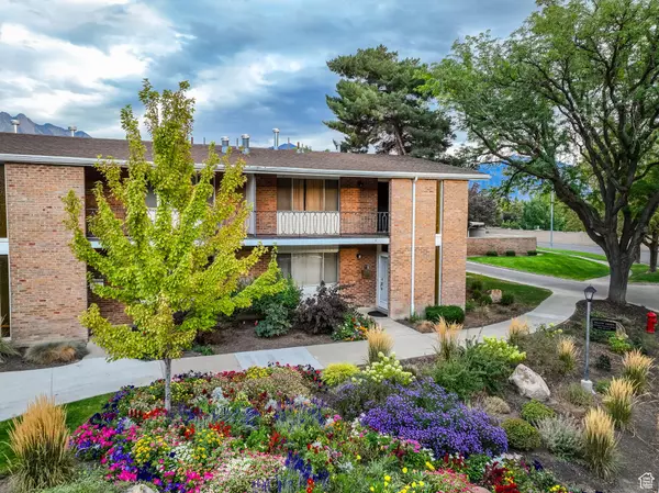 725 E THREE FOUNTAINS CIR #57, Murray, UT 84107