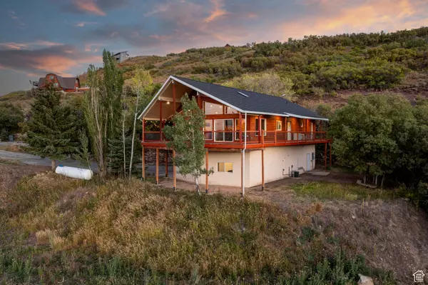 Coalville, UT 84017,4186 OAKVIEW DR