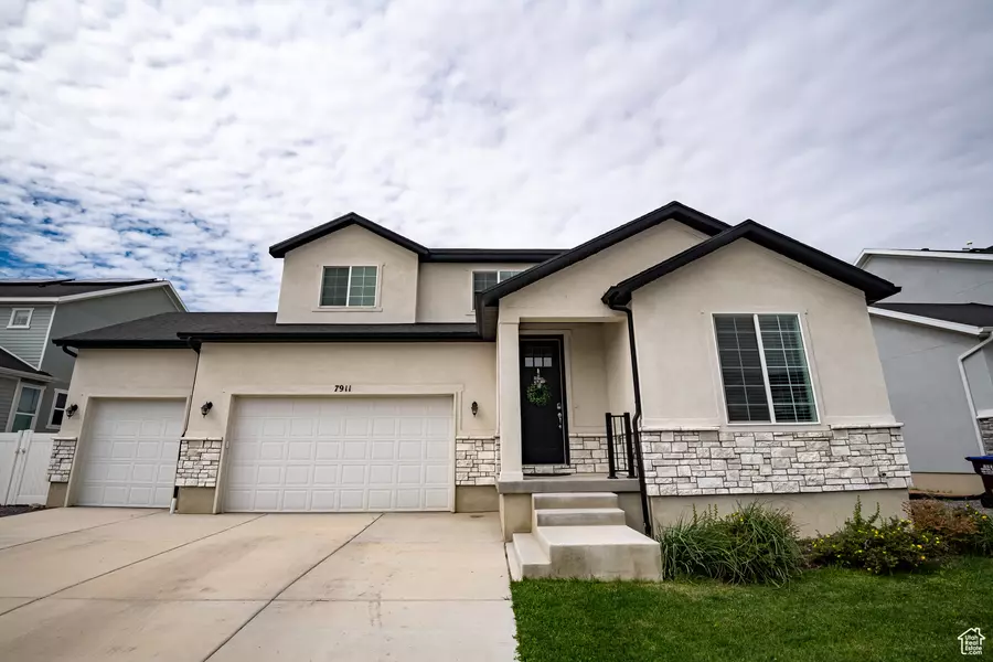 7911 N SEATTLE SLEW RD, Eagle Mountain, UT 84005