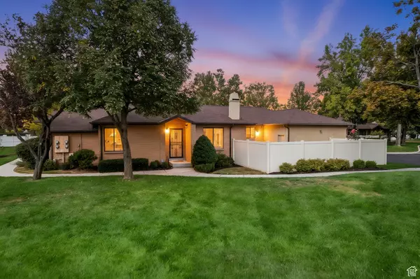 8898 S GOLDEN FIELD WAY E, Sandy, UT 84094