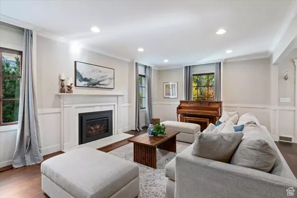 Salt Lake City, UT 84108,1845 E YALECREST AVE