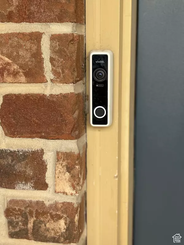 West Valley City, UT 84118,5633 W CORAL MOUNT LN