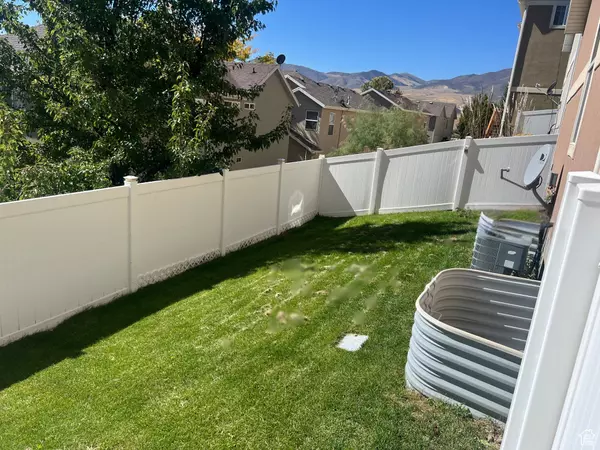 West Jordan, UT 84081,6823 W BOTTLEBRUSH LN S
