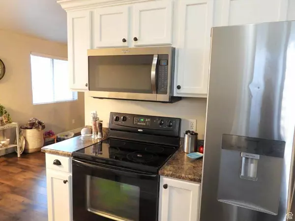 Vernal, UT 84078,187 E 1150 S