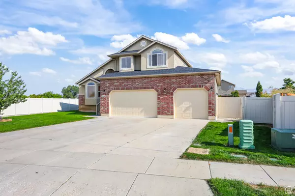 Roy, UT 84067,3766 W 5300 S