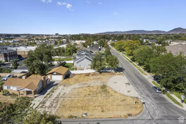 Sandy, UT 84070,65 E 11000 S