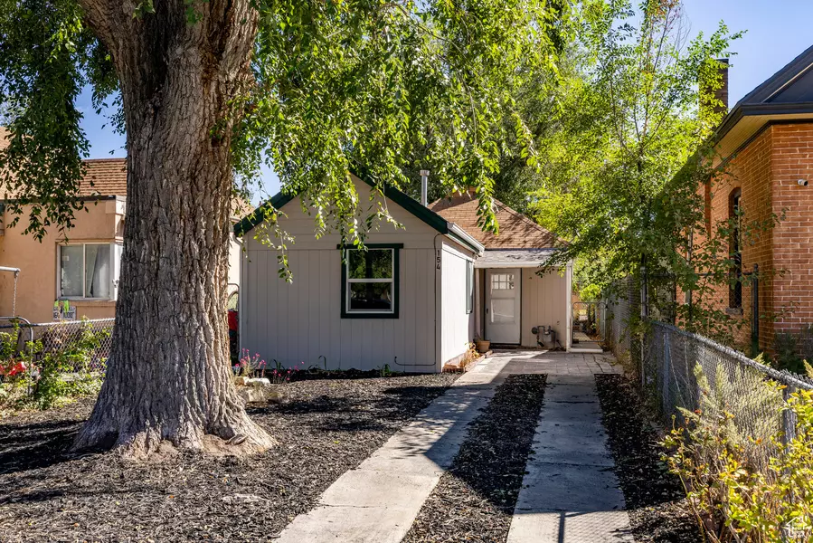 154 N 1000 W, Salt Lake City, UT 84116