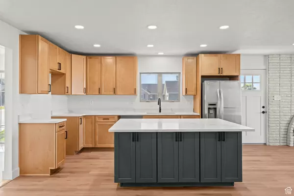 Provo, UT 84604,1616 N 2100 W
