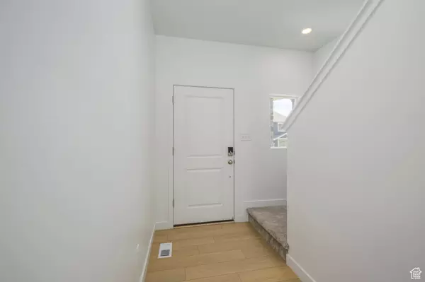 Saratoga Springs, UT 84045,1492 W BRAVO DR N #1509