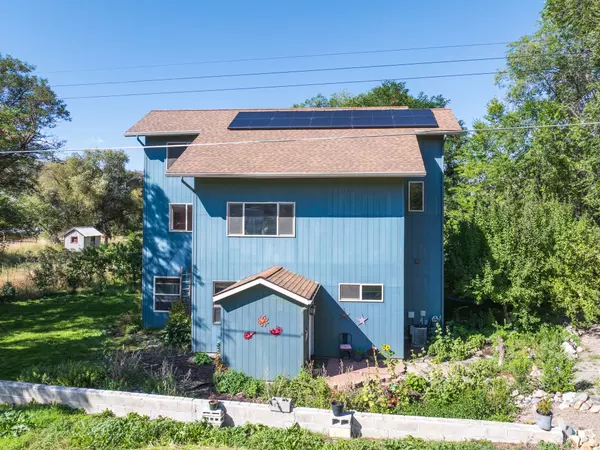 Inkom, ID 83245,651 S STEED