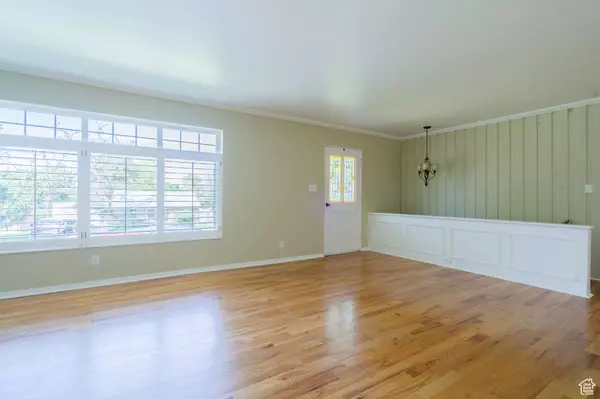 Bountiful, UT 84010,1225 S WOODLAND LN