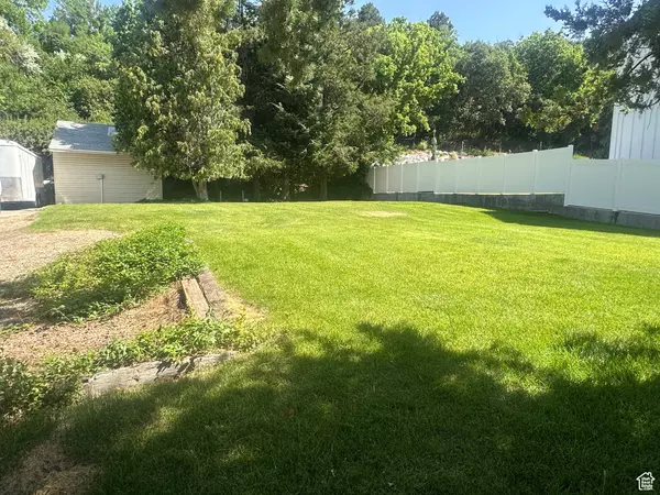 Layton, UT 84040,2411 KAYS CREEK DR