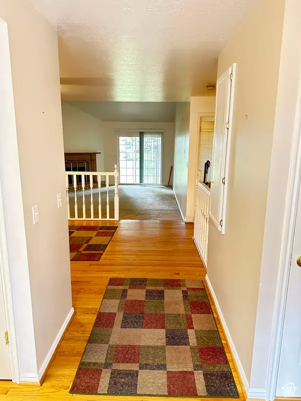 Washington Terrace, UT 84405,5488 S 250 E