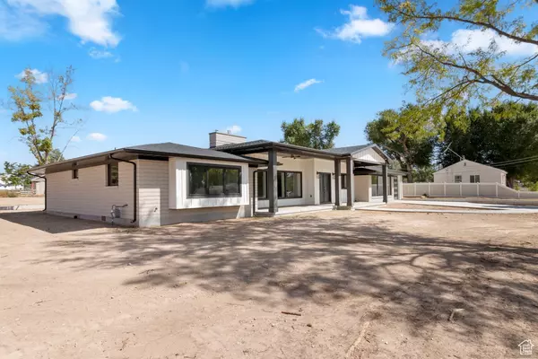 Gunnison, UT 84634,230 W CENTER ST
