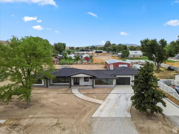 Gunnison, UT 84634,230 W CENTER ST