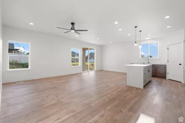 Fillmore, UT 84631,335 W 400 N