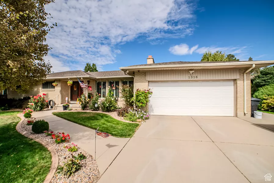 1316 W PINEWOOD DR S, Taylorsville, UT 84123