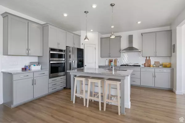 West Jordan, UT 84081,6073 W ESKER TERRACE LN S #206