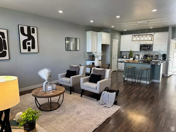 5674 W PELICAN RIDGE LN, West Valley City, UT 84118