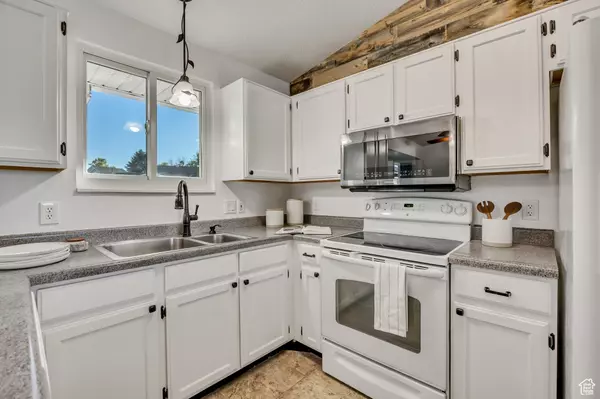 West Valley City, UT 84128,5905 W 4300 S