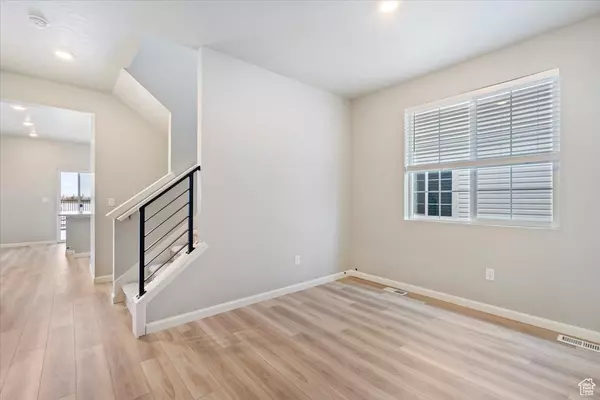 Saratoga Springs, UT 84045,57 E BROADWAY DR #1036