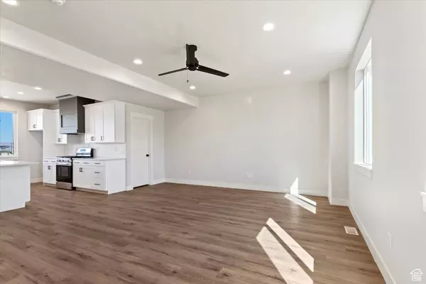 Springville, UT 84663,831 S GREENWAY DR
