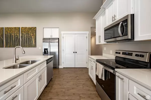 Eagle Mountain, UT 84005,3986 N WOOD RD W