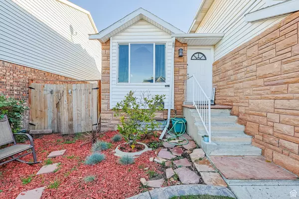 West Jordan, UT 84088,1375 W LITTLE CREEK DR