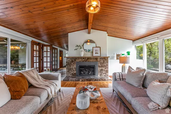 Salt Lake City, UT 84117,2885 E LIVE OAK CIR