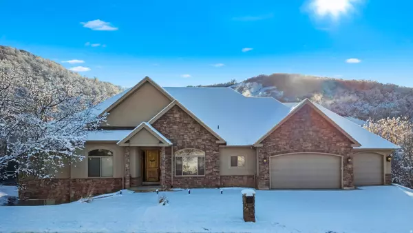 1284 E CANYON CREEK DR S, Bountiful, UT 84010