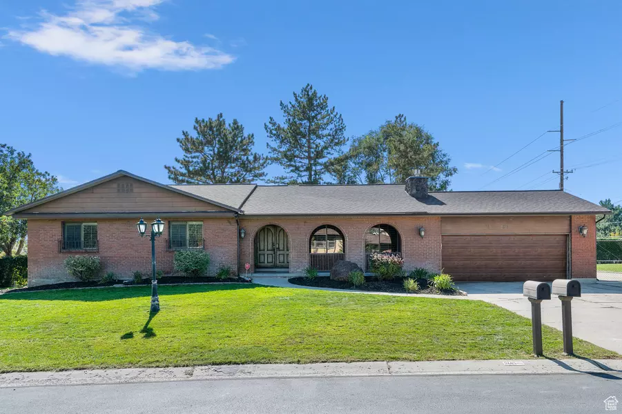 2683 W CARSON LN S, West Jordan, UT 84084