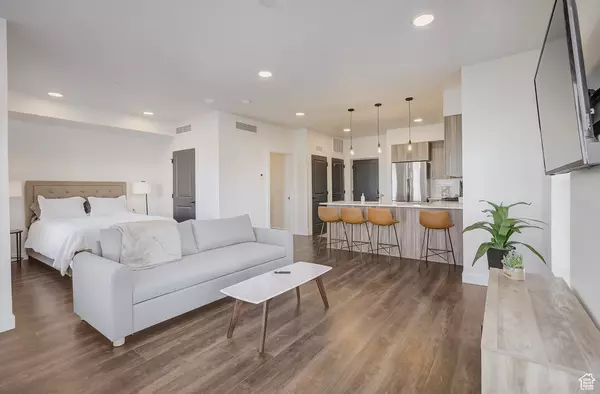 Park City, UT 84098,6495 E SERVICEBERRY #B205