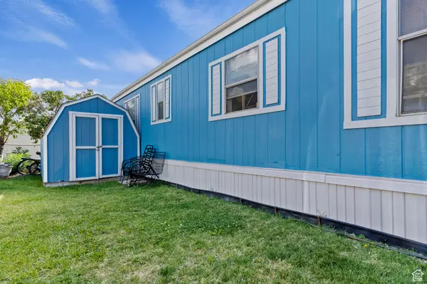 Sandy, UT 84070,121 W 8835 S