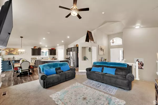 West Valley City, UT 84118,5657 S WOODVIEW DR #424